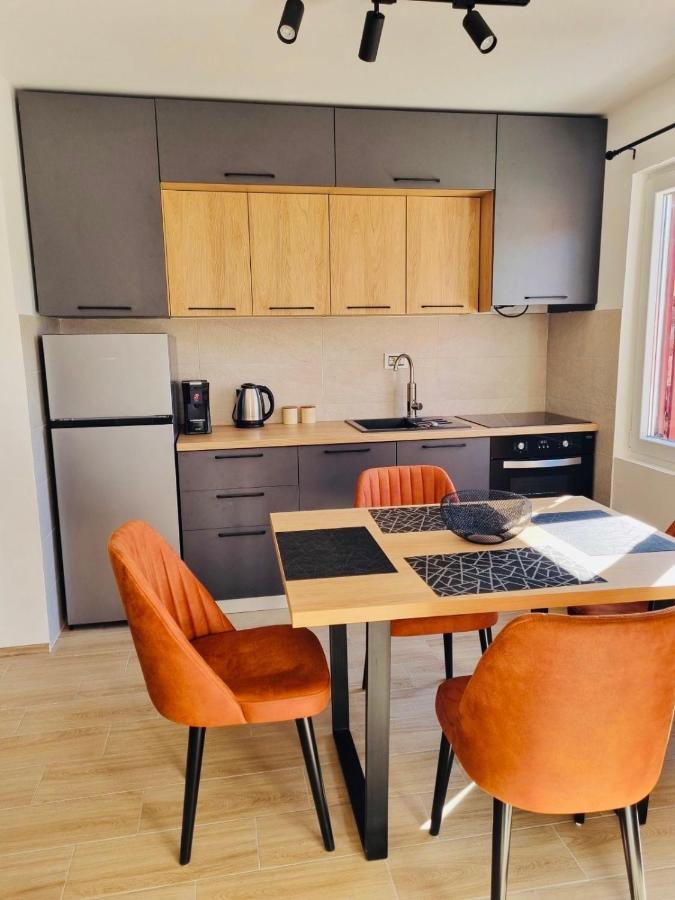 Om Apartment Podgorica Kültér fotó